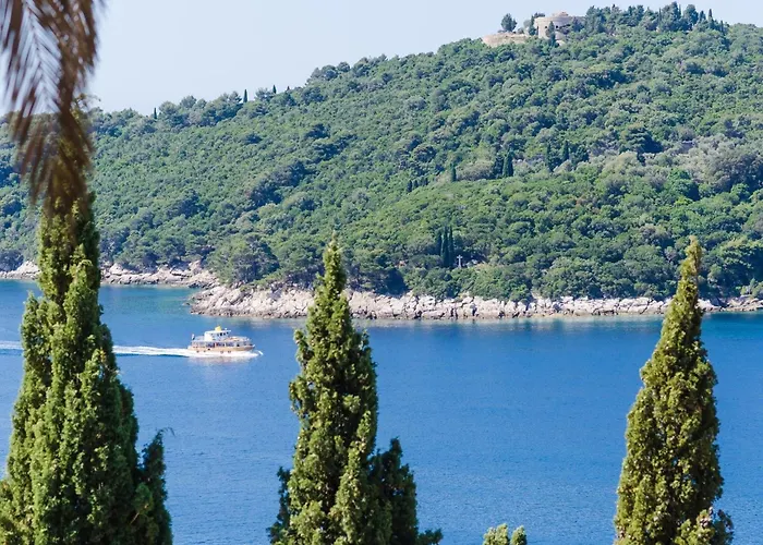 Apartman Davor - Two Bedroom With Sea View And Terrace *