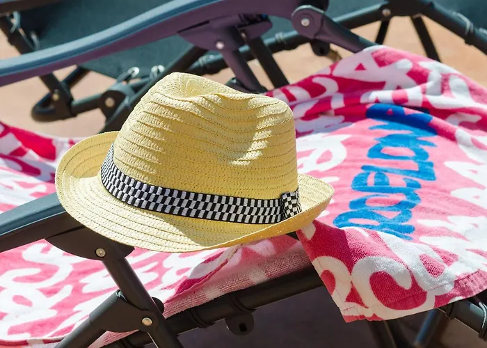 Davor - Two Bedroom With Sea View And Terrace *