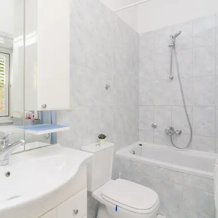 Apartment Davor - Two Bedroom With Sea View And Terrace