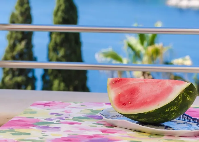 Davor - Two Bedroom With Sea View And Terrace Apartmán *