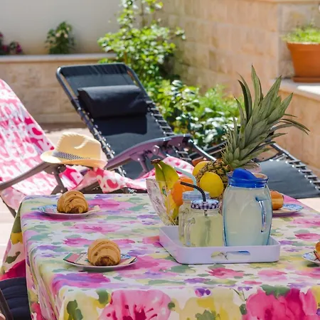 Davor - Two Bedroom With Sea View And Terrace * Ragusa