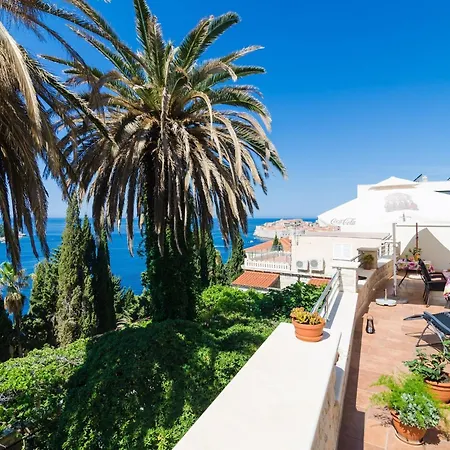 Davor - Two Bedroom With Sea View And Terrace Ragusa